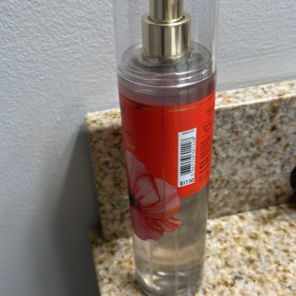 Poppy by Bath and Body Works - Picture 2 of 2